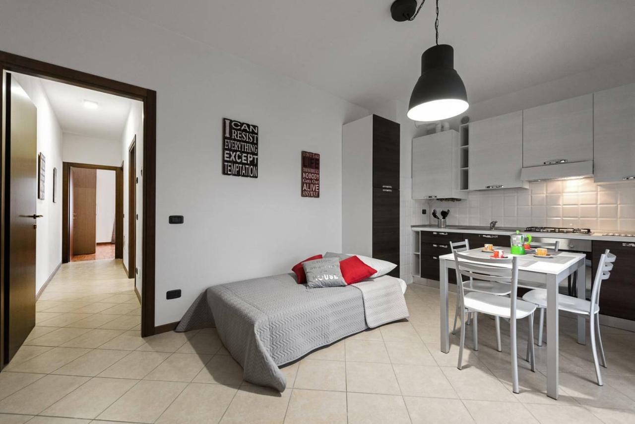 Ortaglia A2 Apartment Torri Del Benaco Exterior photo